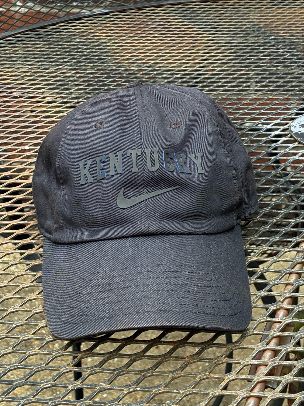 Nike Black Kentucky Embroidered Cap